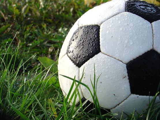 Vuelve a rodar el balón Vuelve a rodar el balón
