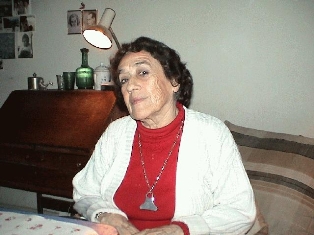 Libro recopila por primera vez el teatro completo de la dramaturga Isidora Aguirre Libro recopila por primera vez el teatro completo de la dramaturga Isidora Aguirre
