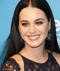 Katy Perry es usada como nuevo gancho para distribuir un gusano de Facebook Katy Perry es usada como nuevo gancho para distribuir un gusano de Facebook