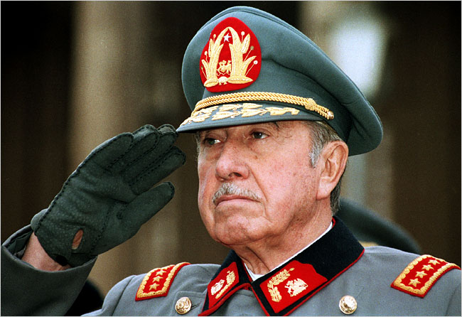 La transición incompleta: la derecha a 20 años del arresto de Pinochet La transición incompleta: la derecha a 20 años del arresto de Pinochet