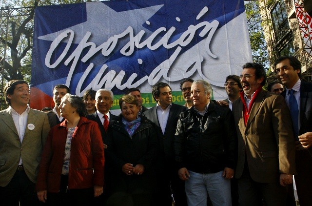 Oposición inscribe ante el Servel sus aspirantes a alcaldes con el objetivo de “derrotar a la derecha” Oposición inscribe ante el Servel sus aspirantes a alcaldes con el objetivo de