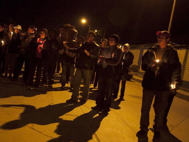 Ya suman cinco los muertos en protestas contra proyecto minero en Perú Ya suman cinco los muertos en protestas contra proyecto minero en Perú