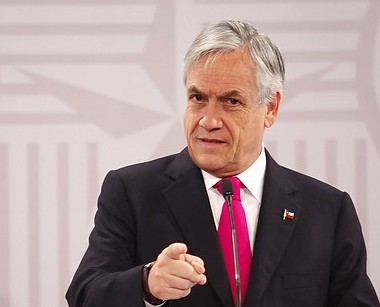 Piñera usa crisis económica internacional y apela al temor para repuntar en las encuestas Piñera usa crisis económica internacional y apela al temor para repuntar en las encuestas