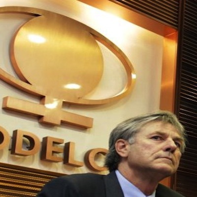 Coletazos de la crisis europea tocan a Codelco: minera rebaja el “premium” que cobra a clientes europeos para incentivar demanda Coletazos de la crisis europea tocan a Codelco: minera rebaja el