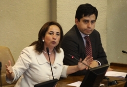 Diputados Araya y Sepúlveda apoyan candidatura de Carolina Tohá Diputados Araya y Sepúlveda apoyan candidatura de Carolina Tohá