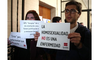 Católicos, políticos, matones y homosexualidad Católicos, políticos, matones y homosexualidad