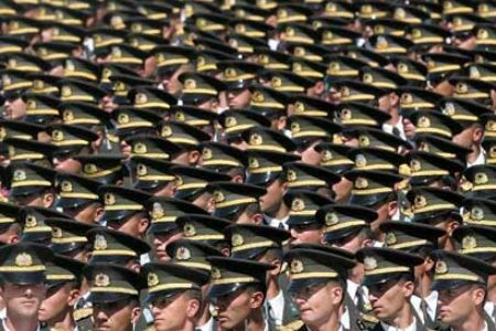 OTAN respalda a Turquía por ataque desde Siria y escala clima de conflicto bélico en el mundo árabe OTAN respalda a Turquía por ataque desde Siria y escala clima de conflicto bélico en el mundo árabe