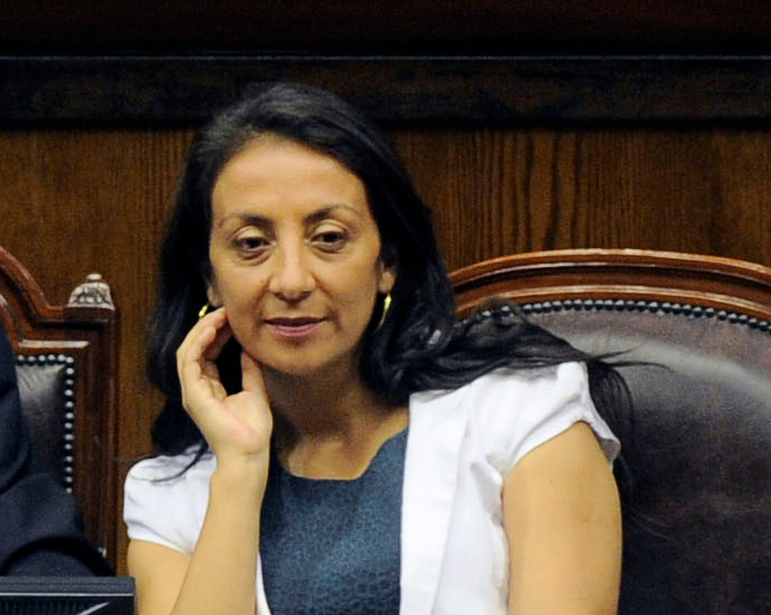 Ministra Pérez asegura que La Moneda ha tratado demanda peruana como ‘política de Estado’ Ministra Pérez asegura que La Moneda ha tratado demanda peruana como 'política de Estado'