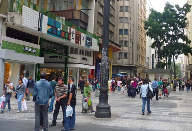 Banco Mundial señala que la clase media en América Latina se incrementó 50% en la última década Banco Mundial señala que la clase media en América Latina se incrementó 50% en la última década