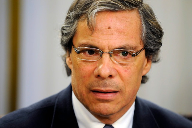 Cornejo (DC) pide a Longueira que cumpla dictamen de Contraloría que le reprocha intervencionismo electoral Cornejo (DC) pide a Longueira que cumpla dictamen de Contraloría que le reprocha intervencionismo electoral