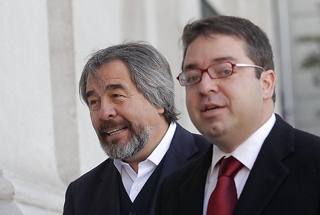 Diputados DC dicen que cambio de gabinete fue “la huída de Hinzpeter ante la interpelación” Diputados DC dicen que cambio de gabinete fue