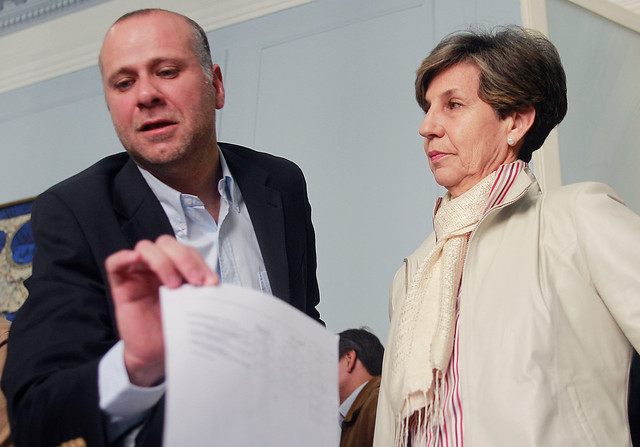 El PS no reconoce triunfo de Sabat y recurre al Tricel para revertir resultado en Ñuñoa El PS no reconoce triunfo de Sabat y recurre al Tricel para revertir resultado en Ñuñoa