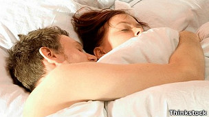 Compartir la cama con tu pareja mejora la calidad del sueño de una manera sorprendente Compartir la cama con tu pareja mejora la calidad del sueño de una manera sorprendente