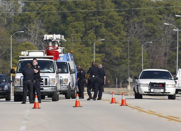 Al menos tres personas heridas en un tiroteo en un campus de Texas Al menos tres personas heridas en un tiroteo en un campus de Texas