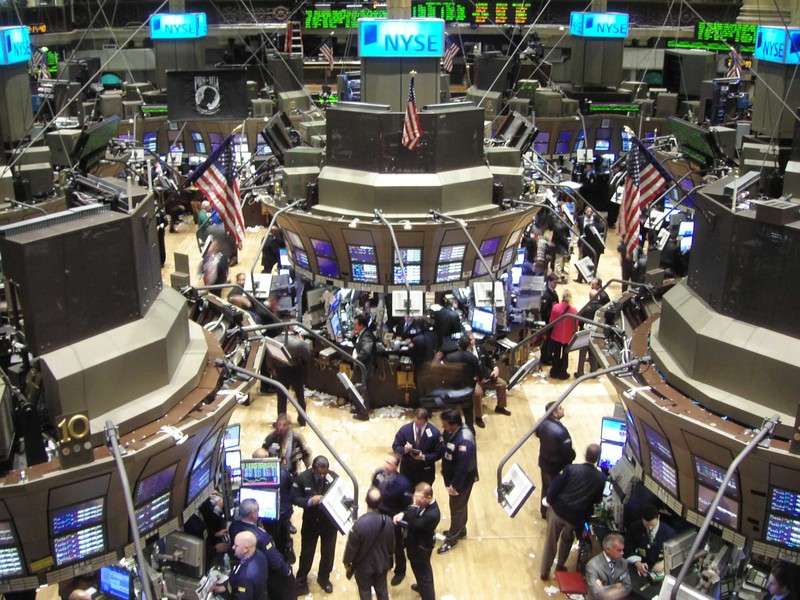 Resultados empresariales levantan un alicaído Wall Street: cerró con fuertes ganancias tras cinco días de pérdidas Resultados empresariales levantan un alicaído Wall Street: cerró con fuertes ganancias tras cinco días de pérdidas