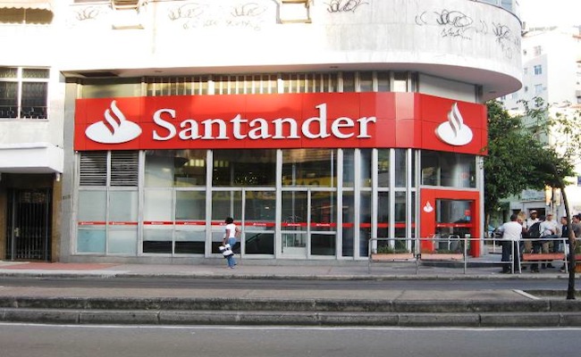 Se le complica el año a los inversionistas de Santander Chile: Ahora Bank of America recomienda vender los papeles Se le complica el año a los inversionistas de Santander Chile: Ahora Bank of America recomienda vender los papeles