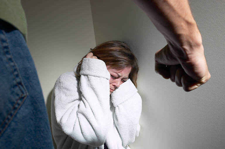 INE: Bajan las causas por violencia intrafamiliar y aumentan las solicitudes de divorcio en tribunales durante 2018 INE: Bajan las causas por violencia intrafamiliar y aumentan las solicitudes de divorcio en tribunales durante 2018