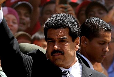 Maduro afirma que Chávez «influyó» para que el nuevo papa fuera sudamericano Maduro afirma que Chávez