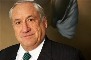 Gerente general de BancoEstado asegura que dispuso el cese del cobro de comisiones abusivas en 2011 Gerente general de BancoEstado asegura que dispuso el cese del cobro de comisiones abusivas en 2011