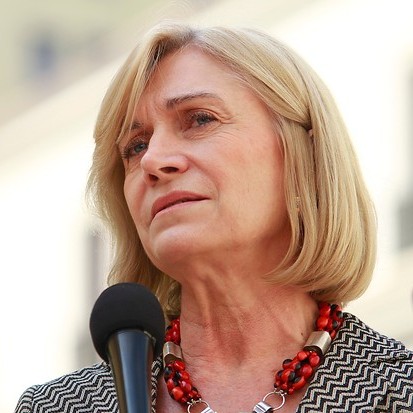 Matthei ante denuncias de Bachelet: “No me gusta que una mujer se victimice” Matthei ante denuncias de Bachelet: