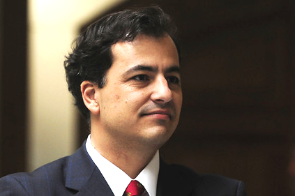 Magistrados responden a Gonzalo Arenas por decir en Twitter que «ser imbécil» es «requisito para ser juez» Magistrados responden a Gonzalo Arenas por decir en Twitter que