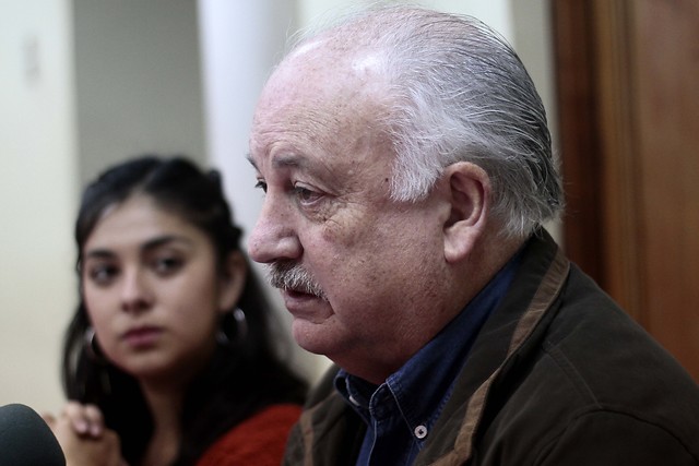 Teillier (PC): “Que Camila Vallejo no vaya a primarias es el precio a pagar por la contribución del PC” Teillier (PC):