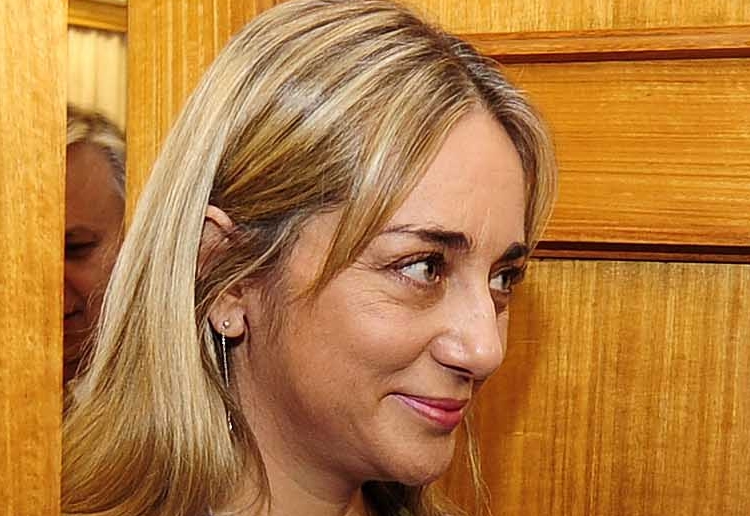 Isasi concurre a comisión de Ética por caso Corpesca: «Quien nada hace, nada teme» Isasi concurre a comisión de Ética por caso Corpesca: