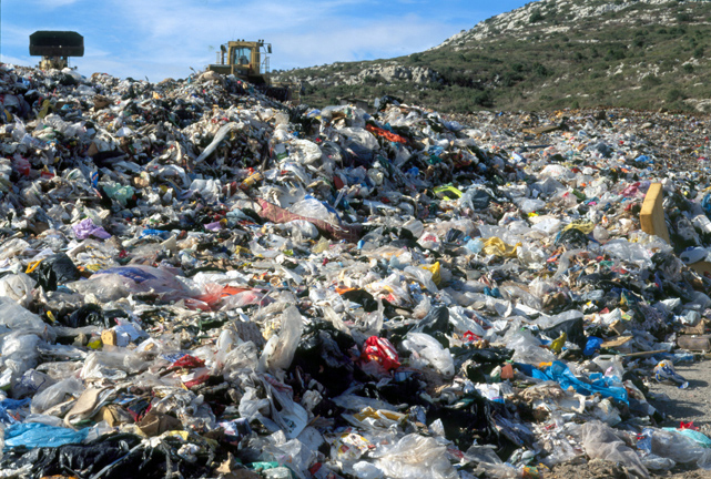 Corte Suprema condena al Fisco, a la Municipalidad de Puente Alto y a una inmobiliaria por contaminación de ex vertedero Corte Suprema condena al Fisco, a la Municipalidad de Puente Alto y a una inmobiliaria por contaminación de ex vertedero