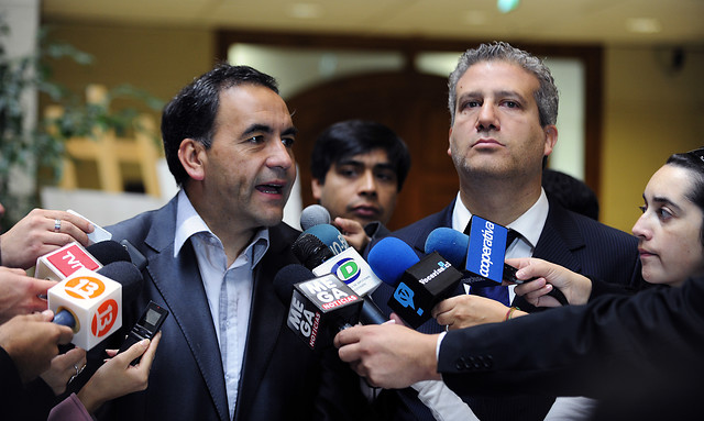 Oposición fustiga ausencia de ministros en sesión especial por denuncias de manipulacion de datos del INE Oposición fustiga ausencia de ministros en sesión especial por denuncias de manipulacion de datos del INE