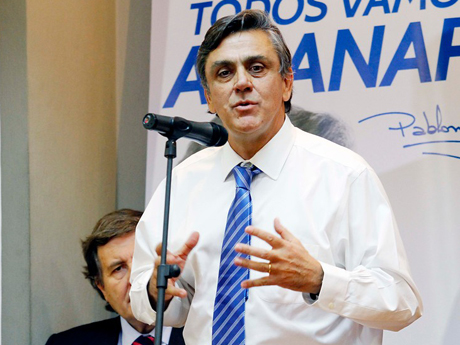 Cibernautas denuncian plagio en logo de candidatura de Pablo Longueira Cibernautas denuncian plagio en logo de candidatura de Pablo Longueira