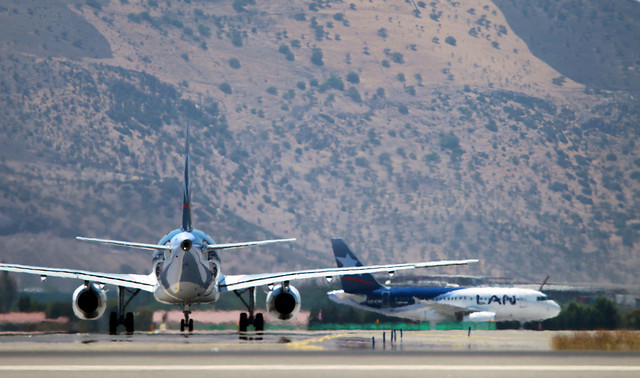 Tráfico aéreo de pasajeros aumentó 9,6 % en abril Tráfico aéreo de pasajeros aumentó 9,6 % en abril