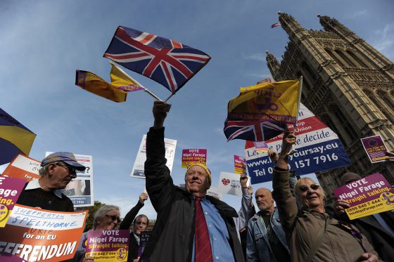 Fuerte avance de partido antieuropeo en elecciones locales en Inglaterra Fuerte avance de partido antieuropeo en elecciones locales en Inglaterra