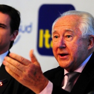 Análisis: Las acciones de Cencosud podrían ganar casi 40% en 2013 Análisis: Las acciones de Cencosud podrían ganar casi 40% en 2013