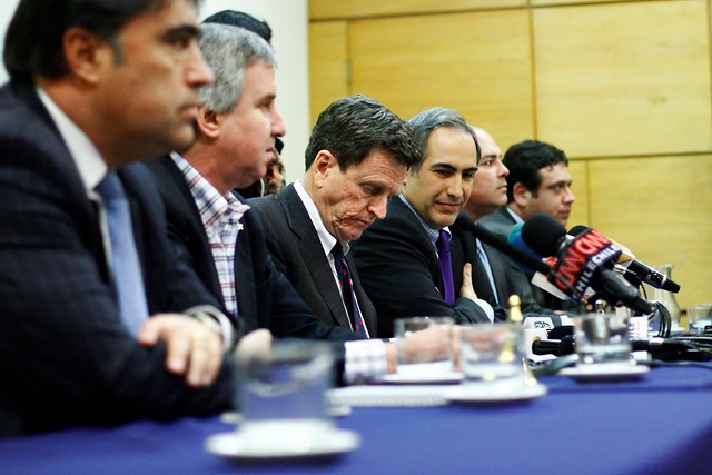 Cambio de fecha del Consejo General de RN provoca molestia en el partido y duras críticas a la actuación de la directiva Cambio de fecha del Consejo General de RN provoca molestia en el partido y duras críticas a la actuación de la directiva