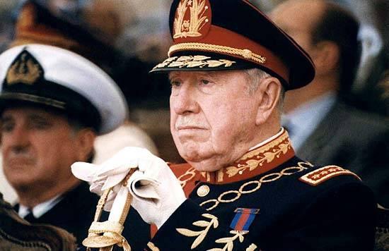The Guardian responde al Wall Street Journal por comparar golpe en Egipto con dictadura de Pinochet The Guardian responde al Wall Street Journal por comparar golpe en Egipto con dictadura de Pinochet