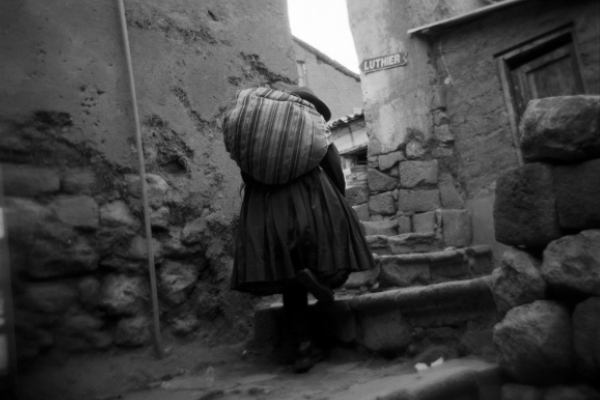 “Misterio Inca”: una muestra marcada por las particularidades de una cultura y una cámara Holga “Misterio Inca”: una muestra marcada por las particularidades de una cultura y una cámara Holga