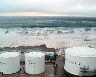 Japón: Operadora de Fukushima eleva sus índices de vertidos al mar mientras lucha por contener fugas