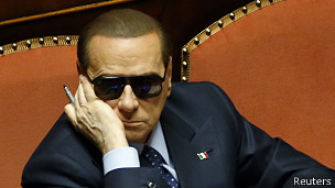 La nueva tormenta política de Silvio Berlusconi en Italia La nueva tormenta política de Silvio Berlusconi en Italia