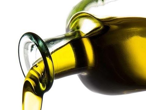 Con el aceite de oliva se conoce más de cooperativismo Con el aceite de oliva se conoce más de cooperativismo