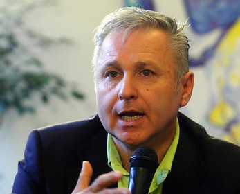 Marcel Claude llama a no marcar los votos con ‘AC’ Marcel Claude llama a no marcar los votos con 'AC'