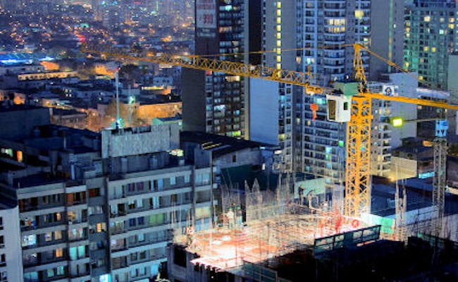 Mercado inmobiliario en Santiago en picada: venta de viviendas cae 41% en primer trimestre