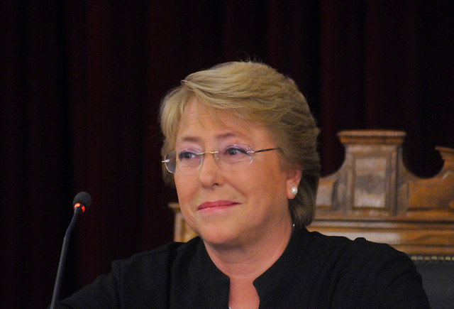 Bachelet: “No quiero ni siquiera imaginar que el gobierno pudiera dar uso político a una tragedia tan dolorosa como el 27-F” Bachelet: “No quiero ni siquiera imaginar que el gobierno pudiera dar uso político a una tragedia tan dolorosa como el 27-F”
