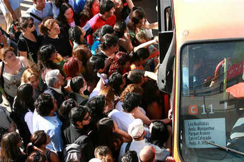 SubChile: La Moneda sincera la realidad del empleo precario SubChile: La Moneda sincera la realidad del empleo precario