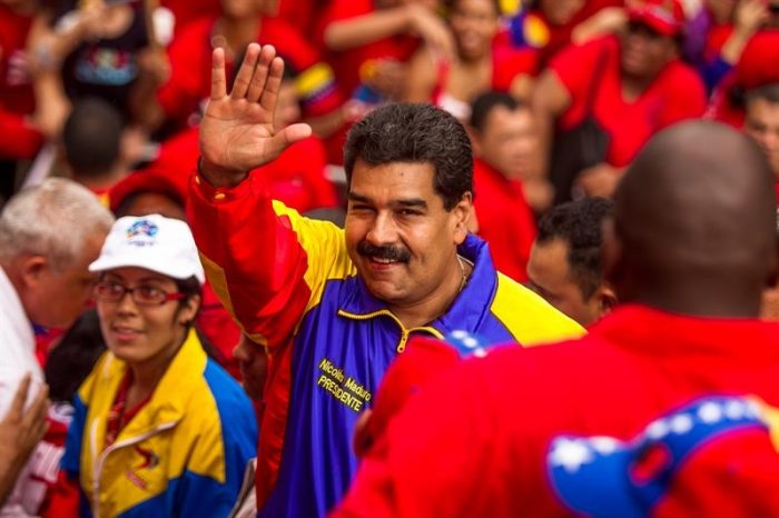 Maduro quiere poderes especiales para enfrentar “guerra económica de derecha” Maduro quiere poderes especiales para enfrentar