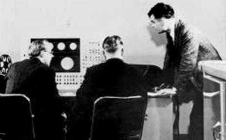Indultado Alan Turing, padre de la informática condenado en 1952 por ser gay