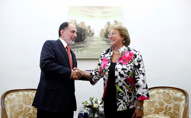 Presidente de la Corte Suprema se reúne con Bachelet y dice que su planteamiento sobre 27/F “no es crítica” Presidente de la Corte Suprema se reúne con Bachelet y dice que su planteamiento sobre 27/F