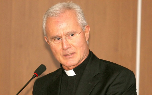 Caso Banco Vaticano: Sacerdote es detenido por segunda vez acusado de lavado de dinero Caso Banco Vaticano: Sacerdote es detenido por segunda vez acusado de lavado de dinero