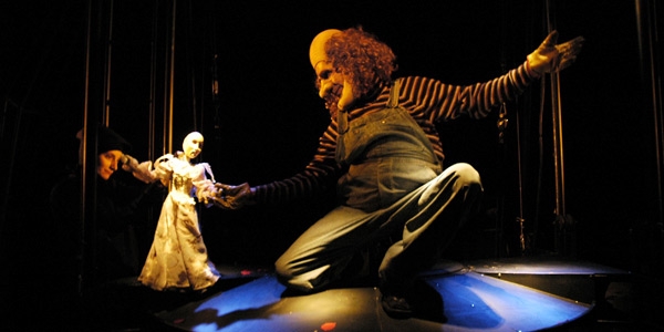 La esencia de la corporalidad en el teatro de muñecos de Jaime Lorca La esencia de la corporalidad en el teatro de muñecos de Jaime Lorca