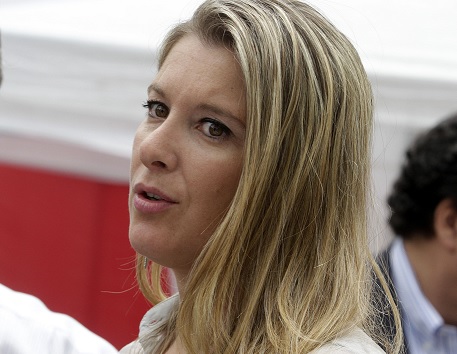 Marcela Sabat decide postergar su salida de RN y anuncia que dará la lucha desde dentro Marcela Sabat decide postergar su salida de RN y anuncia que dará la lucha desde dentro