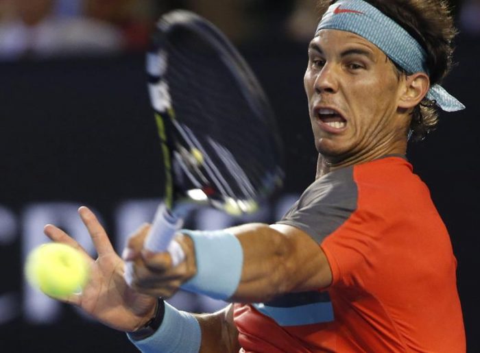 Nadal destroza a Federer a lo campeón y busca su segundo título en Australia Nadal destroza a Federer a lo campeón y busca su segundo título en Australia